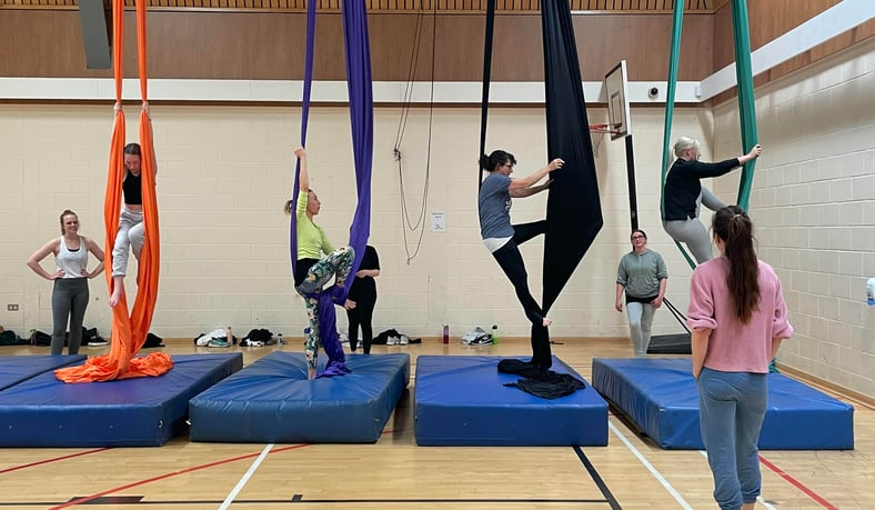 How Leo's circus training school uses TeamUp